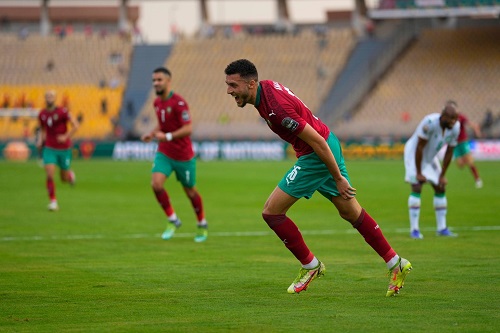 "الأسود" إلى ثمن نهائي الـ"كان" بثنائية في شباك جزر القمر