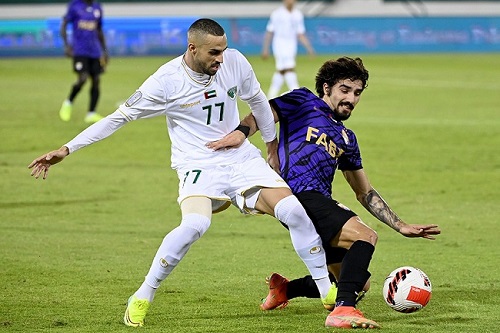 تفاصيل صغيرة تفصل النفاتي على التوقيع الرسمي للرجاء