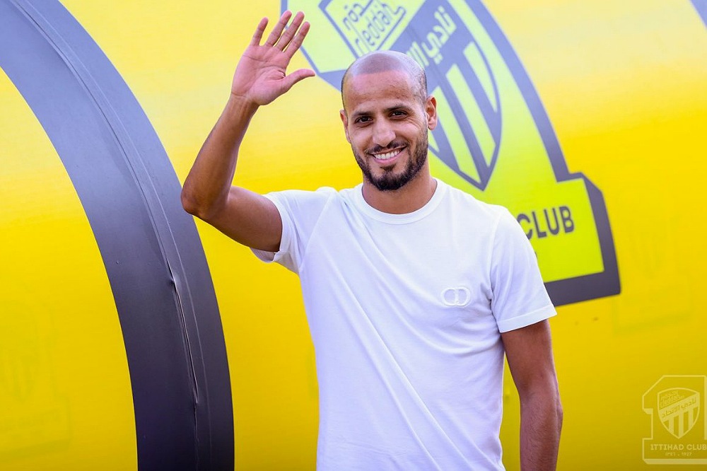 الاتحاد السعودي يكافئ لاعبه المغربي السابق كريم الأحمدي بعد فسخ عقده