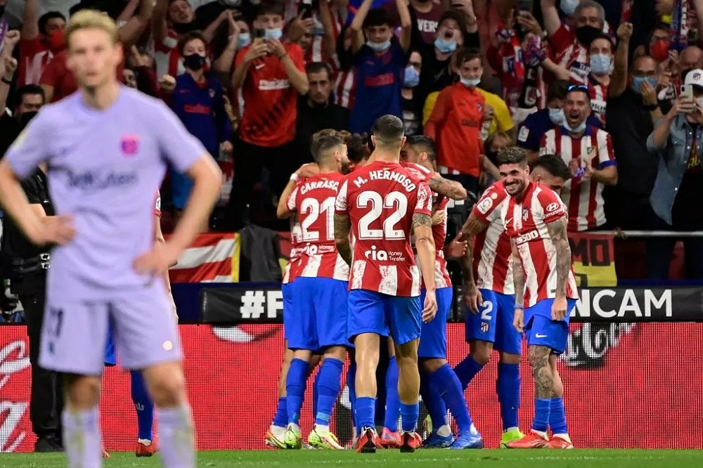 ثلاثي أساسي يغيب عن أتلتيكو أمام برشلونة