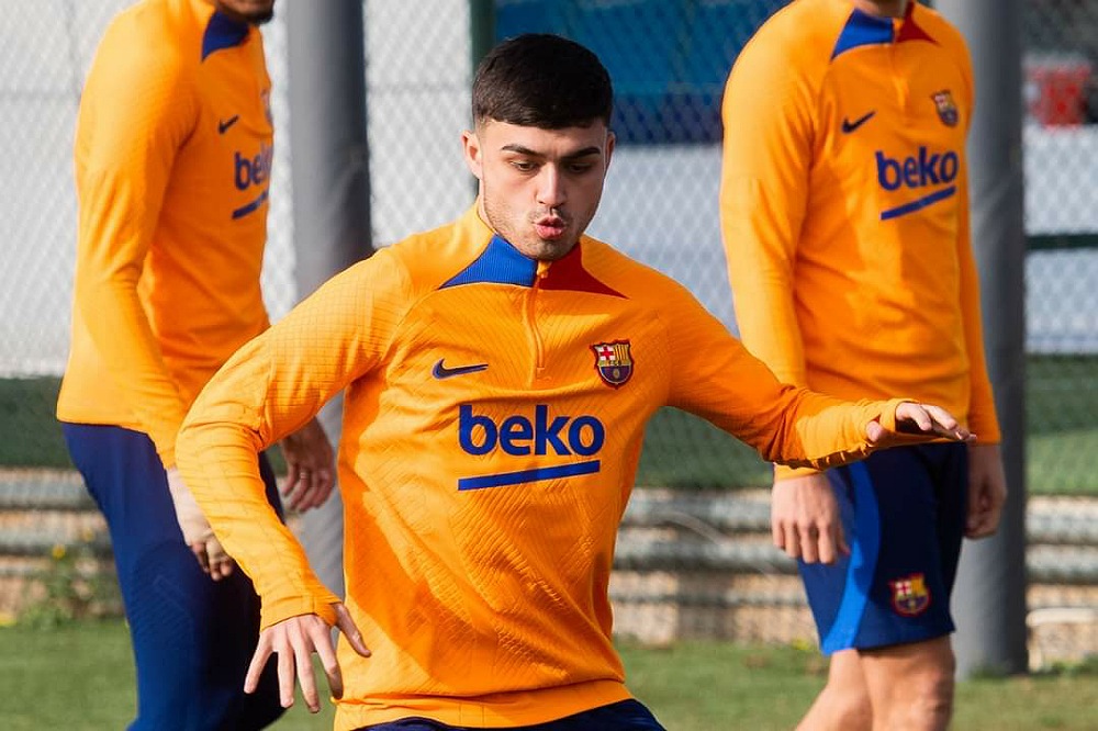 برشلونة يستأنف تدريباته وسط تركيز على الديربي