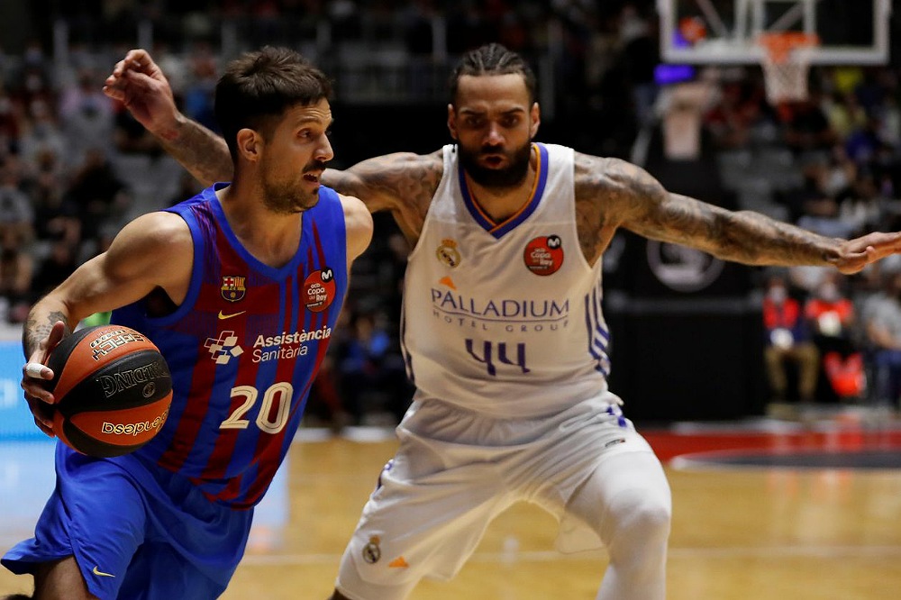 برشلونة السلة يتوج بلقب كأس الملك أمام الريال