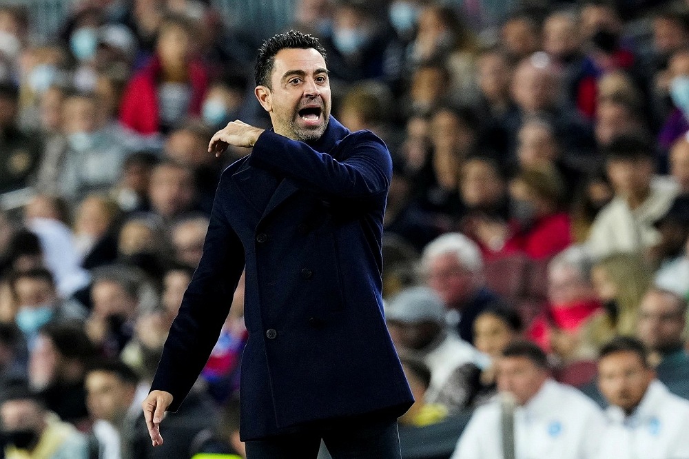 تشافي: أداء برشلونة جيد لكن يجب مواصلة الانتصارات من أجل الترتيب