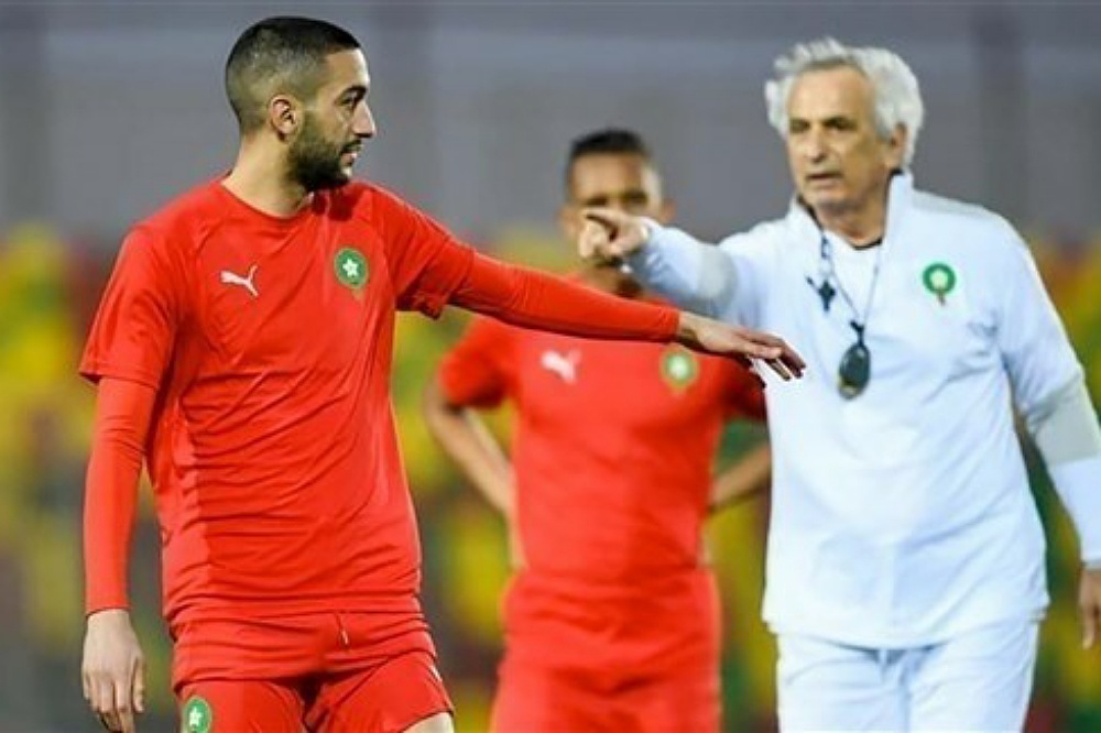 خرجة يلعب دور الوساطة لتذويب الخلاف وتأمين عودة زياش ومزراوي للمنتخب