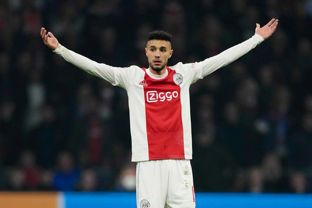 مزراوي يدخل من جديد التشكيلة المثالية لدوري أبطال أوروبا