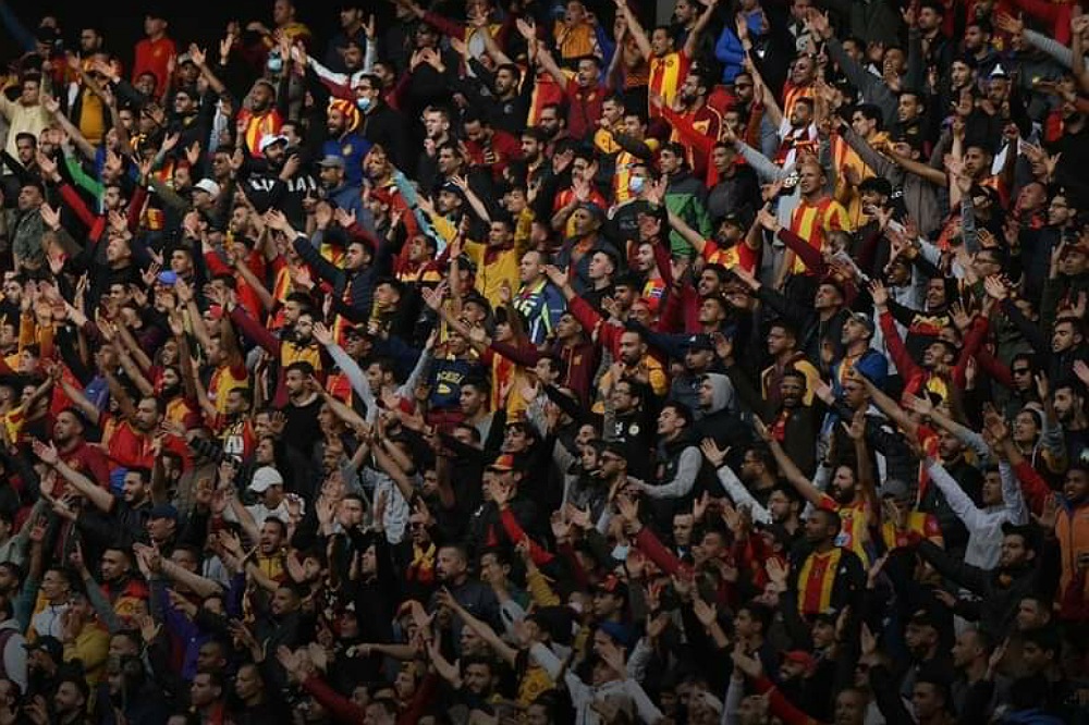 "الكاف" يعاقب الترجي بمباراتين دون جمهور
