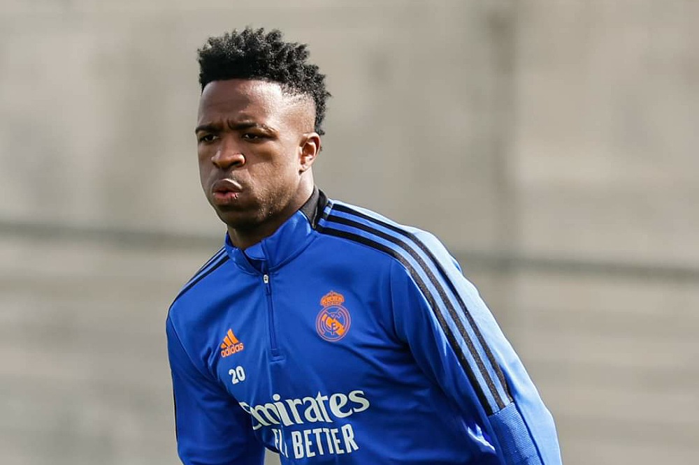 ريال مدريد يعود إلى التدريبات مع فينيسيوس