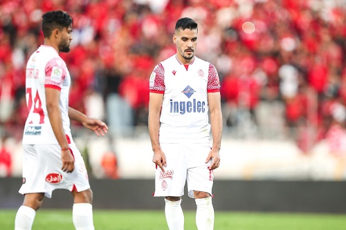 الوداد يجري تدريبه الأول في مصر والداودي يتدرب منفردا