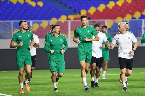 "الأسود" يجرون أول حصة تدريبية بملعب الشهداء بكينشاسا ويركزون على الجانبين البدني والتقني