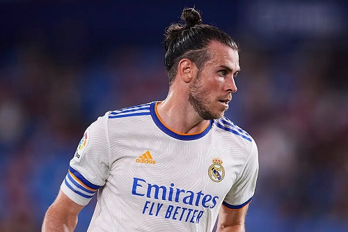 بيل يعود إلى لقاء جمهور ريال مدريد في البرنابيو