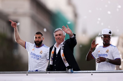ثنائي ريال مدريد فينيسيوس جونيور وكريم بنزيمة.. شراكة من ذهب