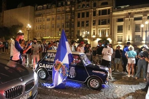 مقتل مشجع لبورتو أثناء الاحتفالات بلقب الدوري