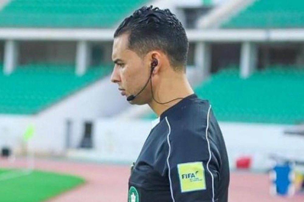بوسليم حكما لمباراة شباب المحمدية والرجاء