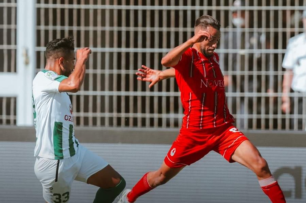 الفتح يهزم الدفاع والسالمي يتغلب على ش.المحمدية