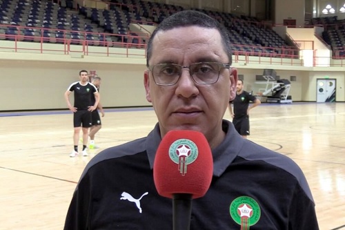 مع طبيب منتخب القاعة