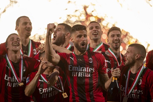 لقب الدوري الإيطالي قد يحسم عبر مباراة فاصلة
