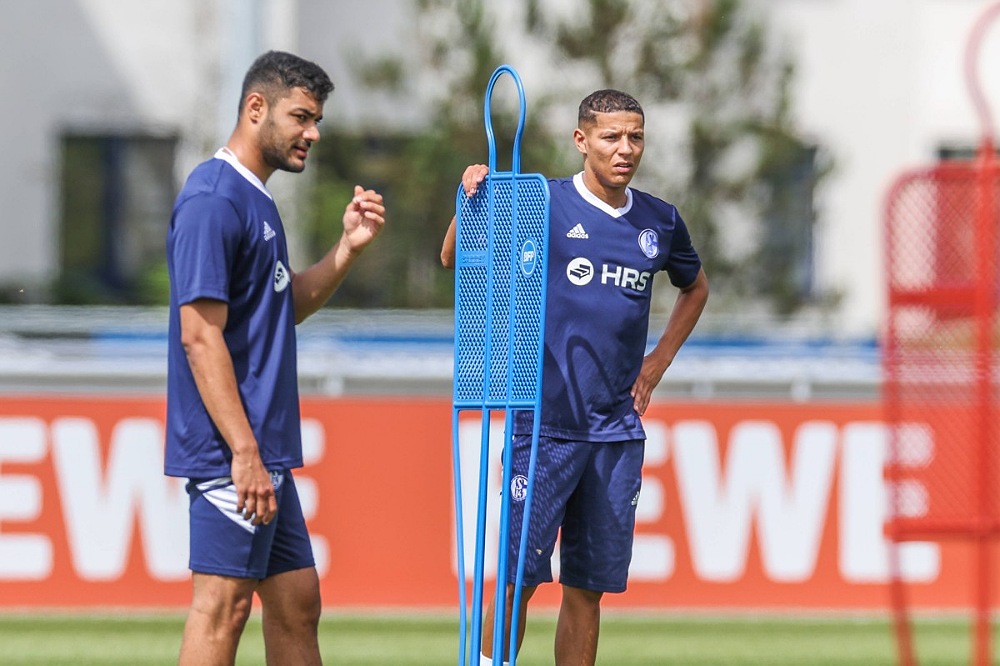 غلطة سراي يرصد 5 ملايين يورو لضم الدولي المغربي حاريث من شالكه