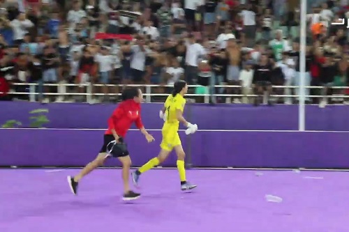 فرحة جنونية للاعبات المنتخب ولقجع