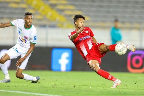 مترجي يتجاوز آلام الإصابة وحاضر في "ديربي" كأس العرش أمام الرجاء