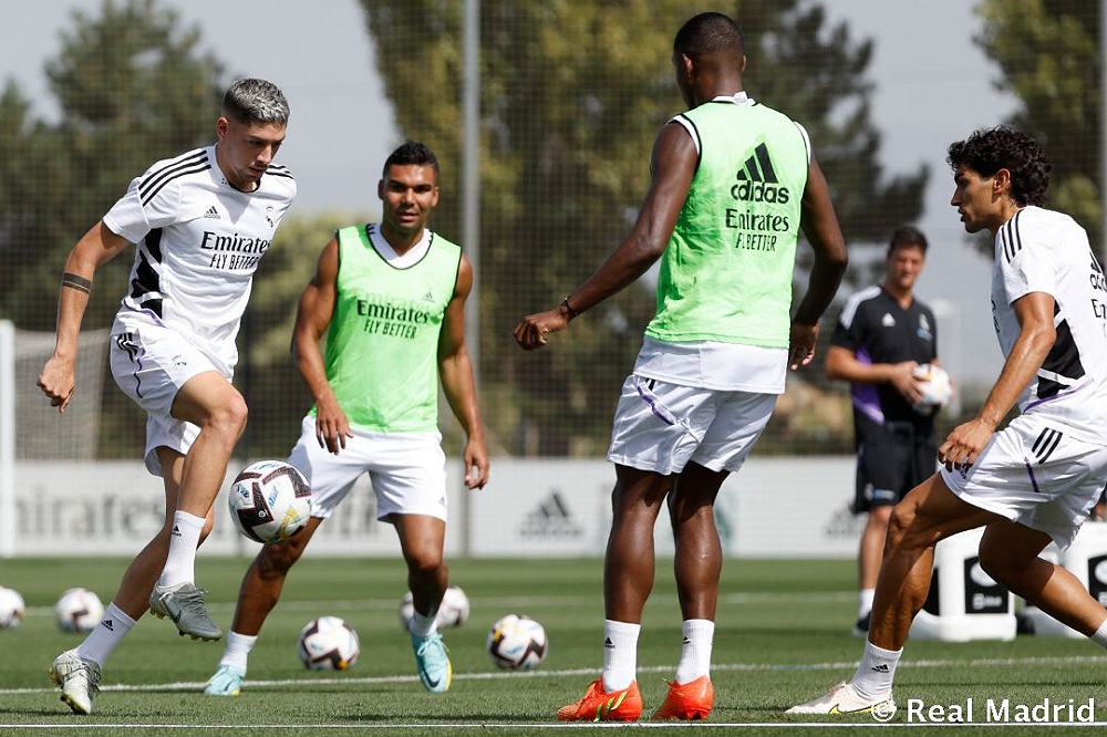 استمرار غياب كارباخال ورودريغو عن تدريبات الريال