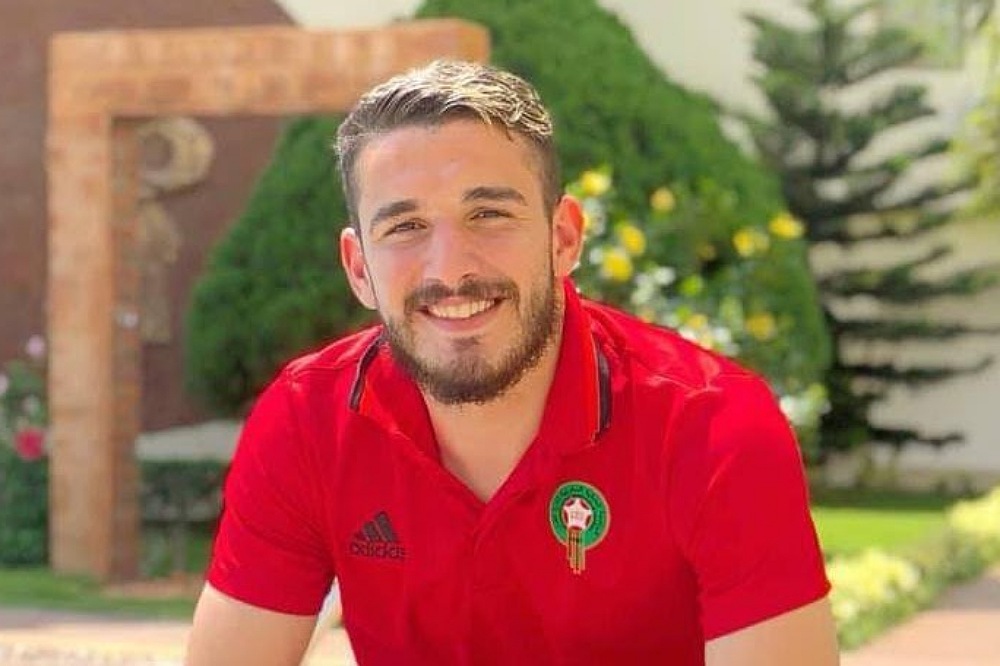 الفتح الرباطي يعلن تعاقده رسميا مع أيمن مجيد