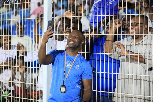 إيبينغي يباشر عمله مع الهلال السوداني والتقديم الرسمي ظهر اليوم