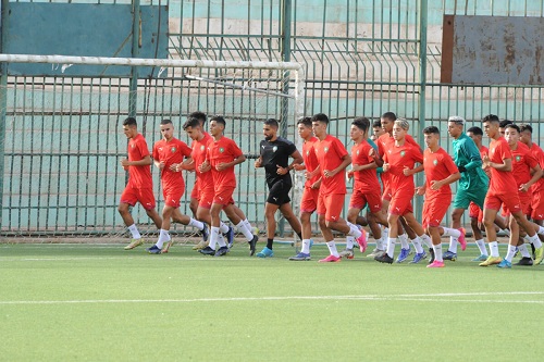 المنتخب الوطني لاقل من 17 سنة يجري أول حصة تدريبية بمدينة وهران