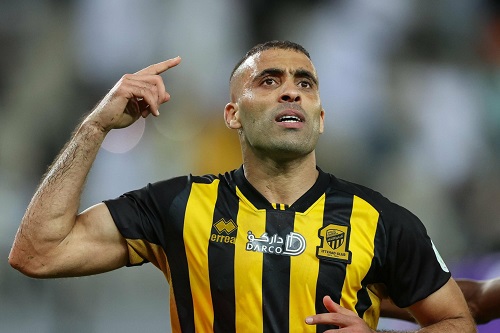 حمد الله يخرج بأول تعليق بعد لائحة المنتخب ويكتب: يوم بعد يوم أفضل