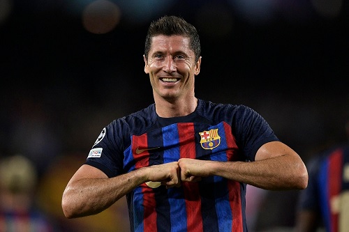ليفاندوفسكي يصف استقباله في ميونخ بالمحترم في دوري الأبطال