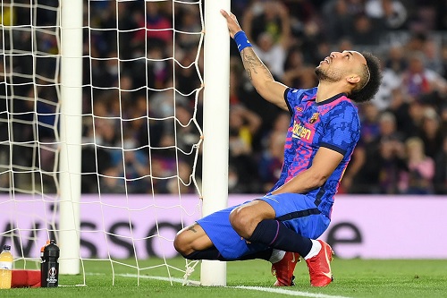 أوباميانغ يغيب عن مران برشلونة بسبب كسر في الفك من قبل لصوص