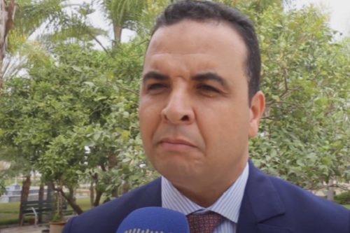 الحكومة تدين "البلطجة" الجزائرية