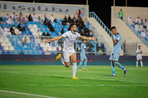 باتنا: تمثيل المنتخب يبقى حلم أي لاعب وأنا جاهز في أي وقت يطلبني المدرب