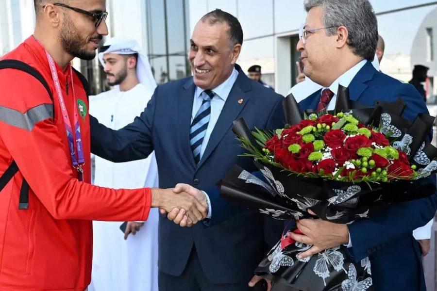بعثة المنتخب المغربي تصل الإمارات لمواجهة جيورجيا وديا