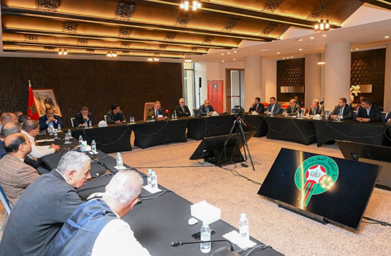 الجامعة تفتح تحقيقا في فضيحة تذاكر المونديال والعصبة تضع شروطا صارمة لدخول المركاتو