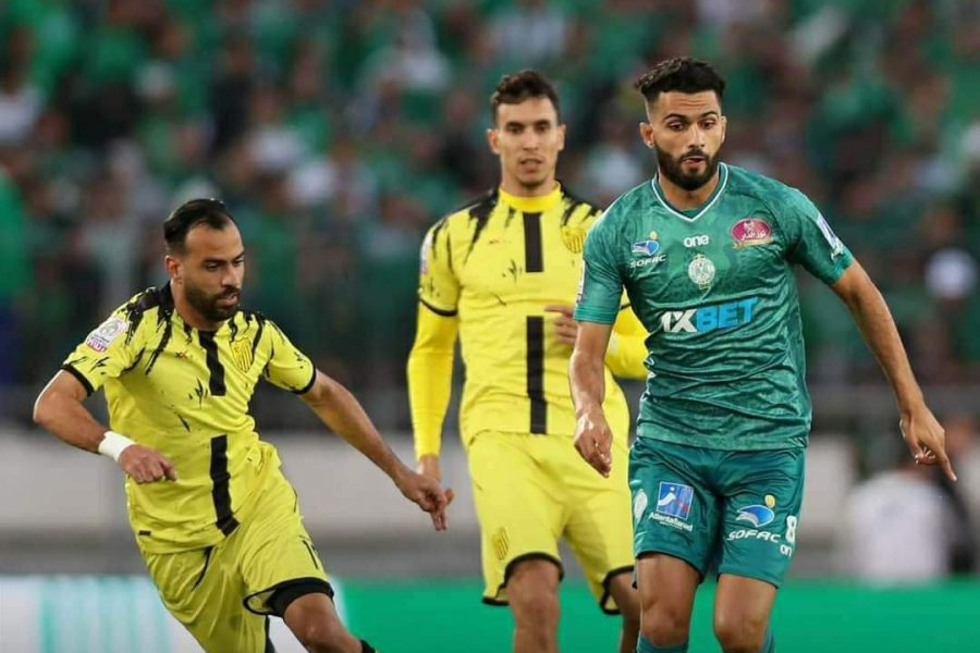 المغرب الفاسي يعود بتعادل ثمين من قلب "دونور" أمام الرجاء