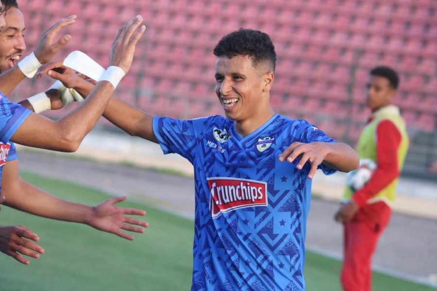 الجيش الملكي يسعى للتعاقد مع عماد الرياحي.. وإدارة الرجاء تستفسر عن وضعية اللاعب