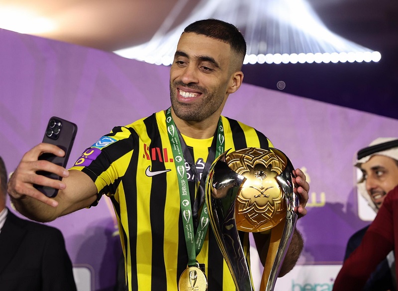 حمد الله يواصل كتابة الأرقام القياسية بعد إحراز كأس السوبر السعودي