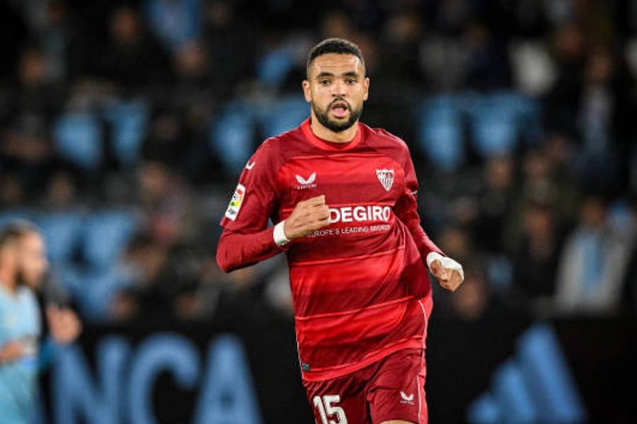 وست هام يُجدد اهتمامه بخدمات النصيري وهذا موقف إشبيلية