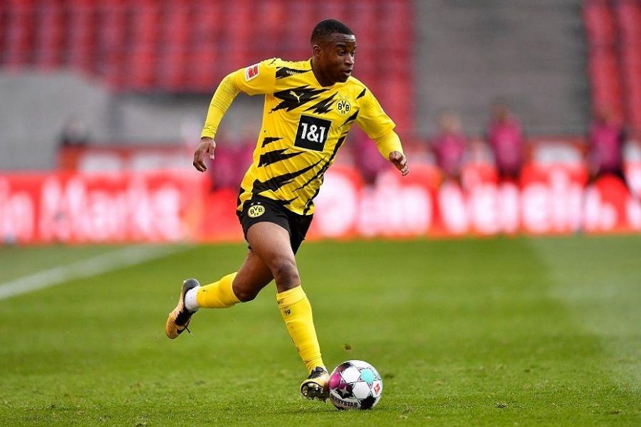 دورتموند يمنح موكوكو مهلة أخيرة: إما التجديد أو الرحيل