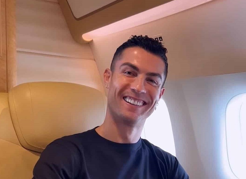 كريستيانو رونالدو قبل تقديمه رسميا لاعبا للنصر السعودي: مرحبا.. أراكم قريبا