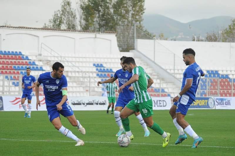 مولودية وجدة يزيد من متاعب اتحاد طنجة