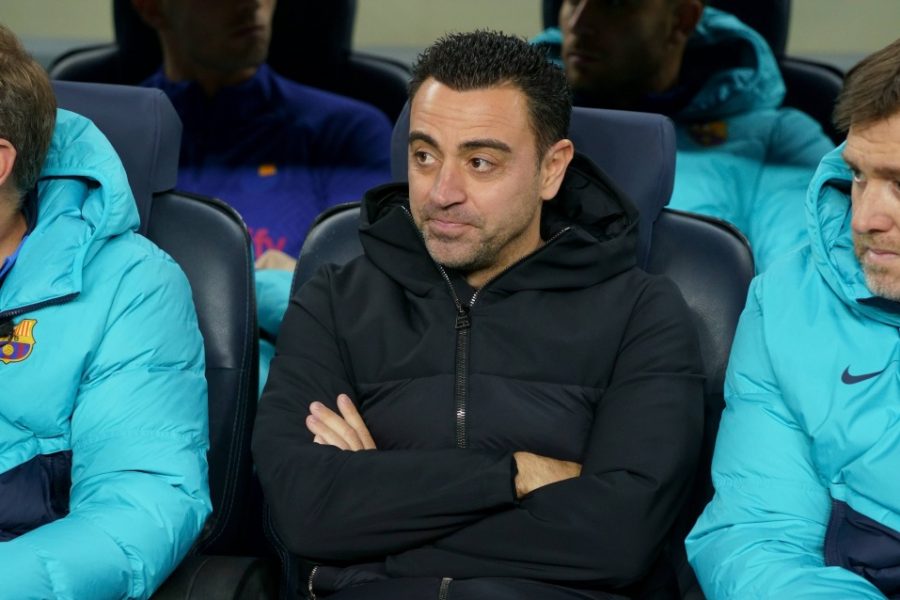 تشافي: أداء برشلونة و مانشستر يونايتد يرقى لمنافسات دوري أبطال أوروبا
