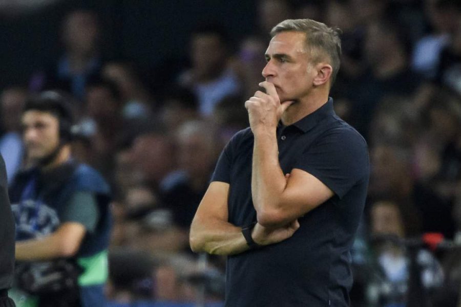 الألماني كونتز مدرب منتخب تركيا يتبرع لضحايا الزلازل