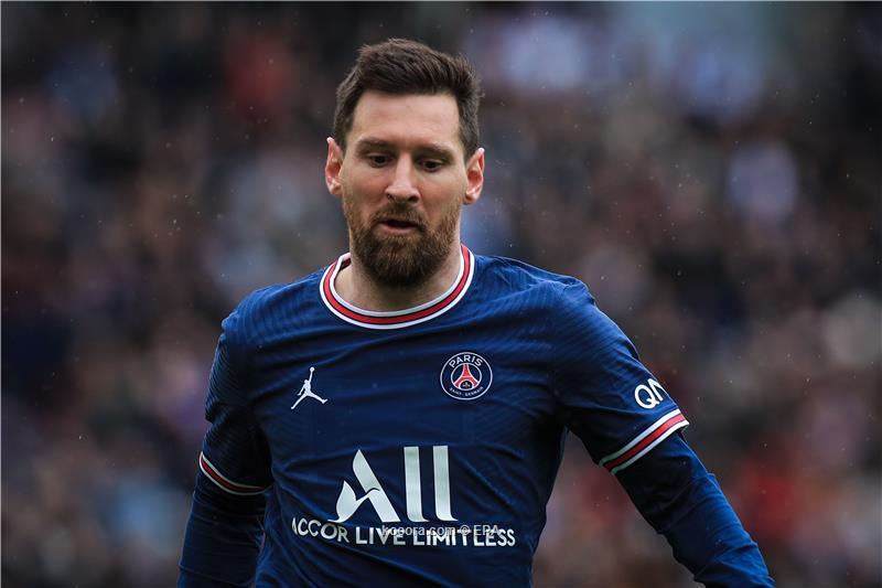 شقيق ميسي: لن نعود إلى برشلونة ما دام لابورتا رئيسا