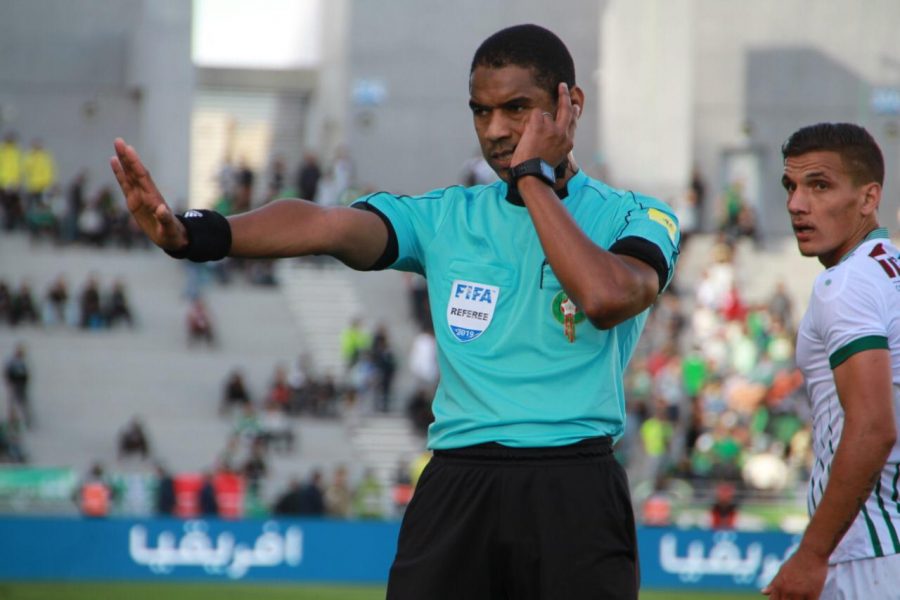 الكزاز يثير الجدل في مباراة أولمبيك خريبكة ونهضة بركان بالدوري الاحترافي