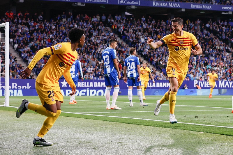 رسميا.. برشلونة بطلا للدوري الإسباني بعد الفوز على جاره إسبانيول برباعية