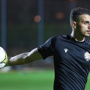 الوداد يرتدي القميص الأسود أمام الأهلي