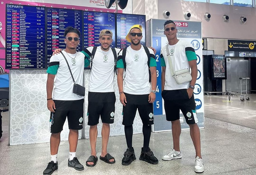 4 لاعبين يلتحقون بالرجاء في السعودية