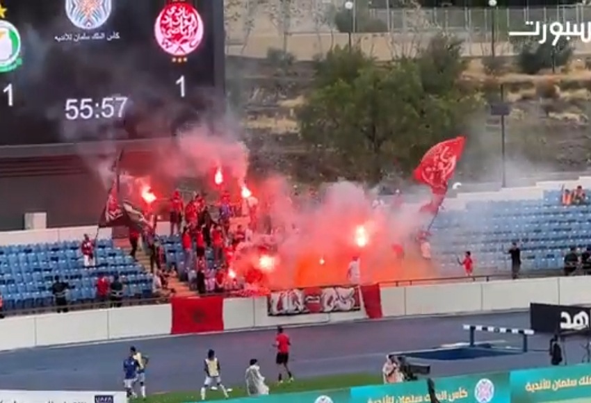 كراكاج جمهور الوداد في مباراة أهلي طرابلس