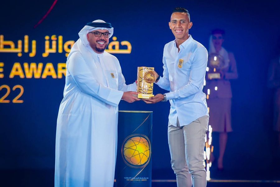 الجمهور يختار رحيمي أفضل لاعب في الإمارات
